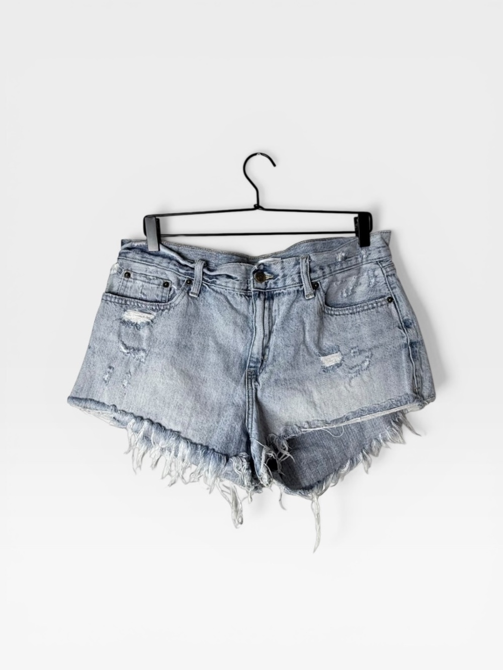 Pistola Women's Gigi Distressed Cutoff Denim Shorts Size 31 Light Wash‎ (I)